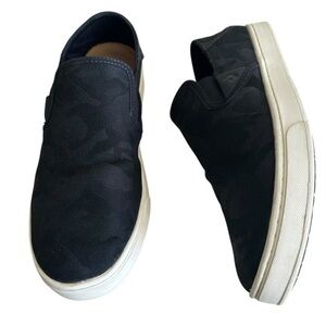 OLUKAI PEHUEA PA’I SLIP ON LAVA ROCK KE AU CAMO SHOES SIZE 7.5